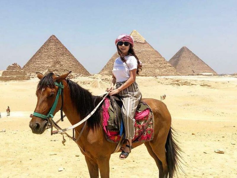 Pyramids Tour with Camel Ride