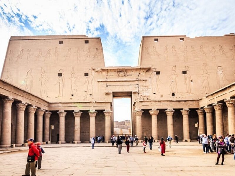 5 Days Trip to Luxor & Edfu & Kom Ombo Temples