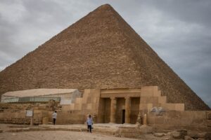 Khufu pyramid